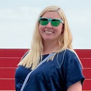 Meet your Posher, Christy